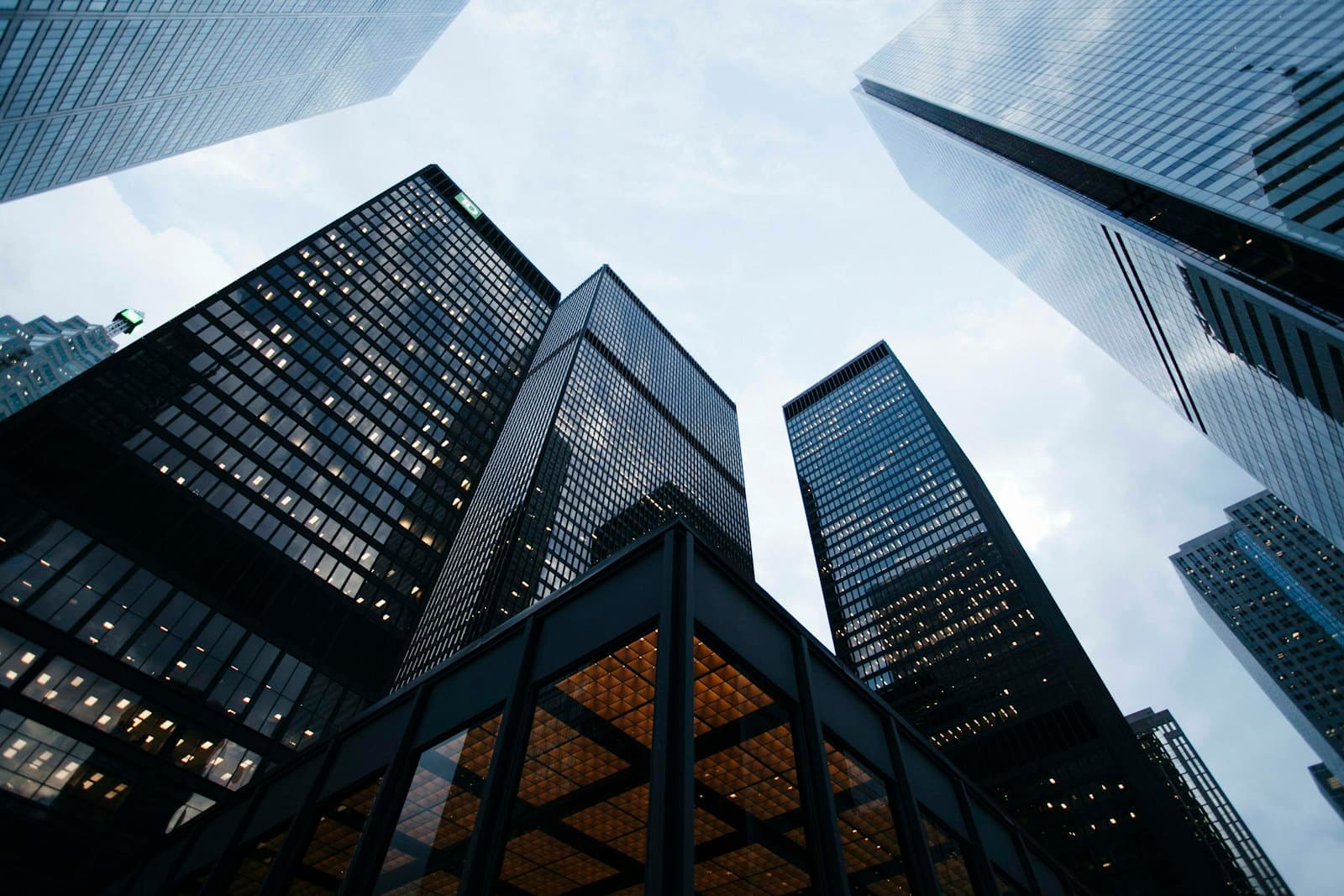 Enterprise financial district
